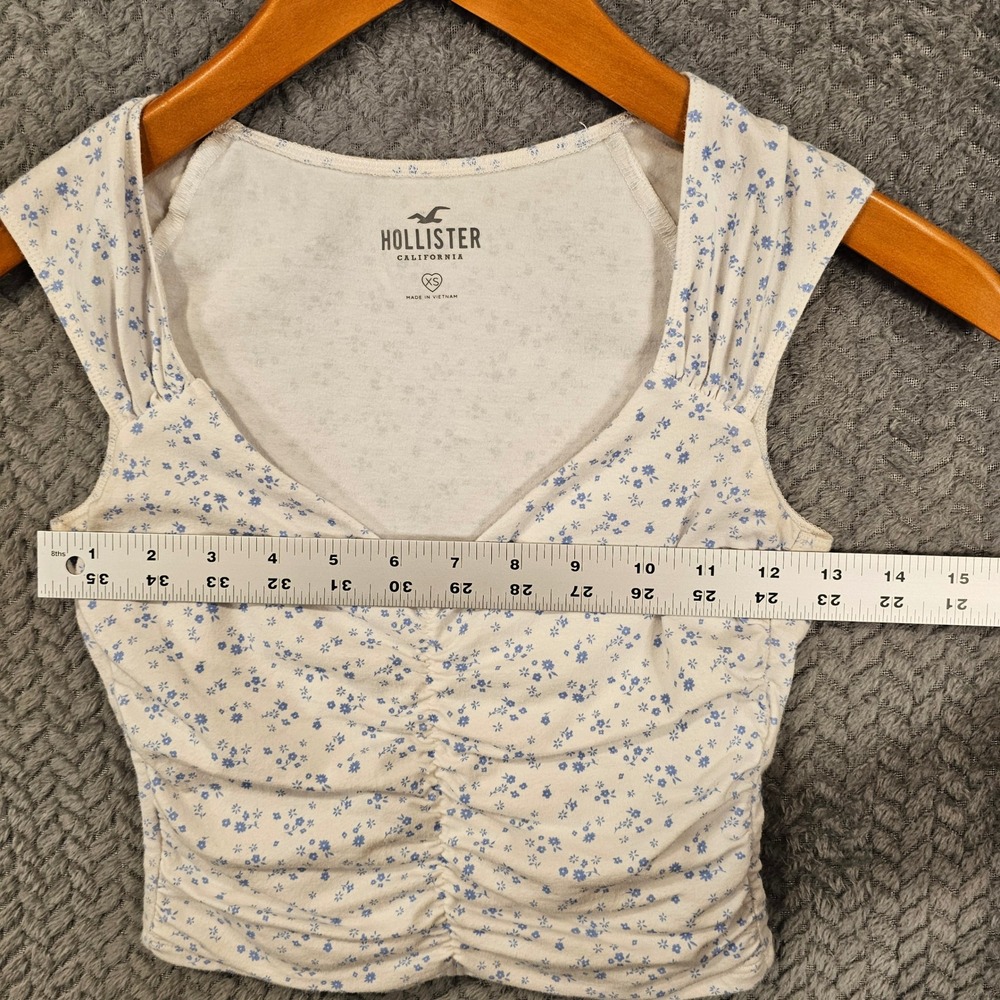 Hollister Womens Blue Floral Ditsy Ruched Cinched Front Crop Tank Top XS White - Picture 3 of 8